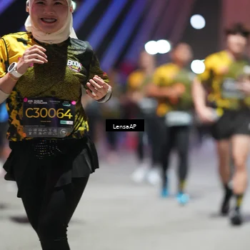Runner Photo 6182047