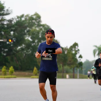 Runner Photo 6182048