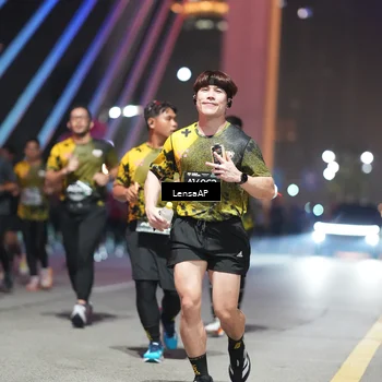 Runner Photo 6182075