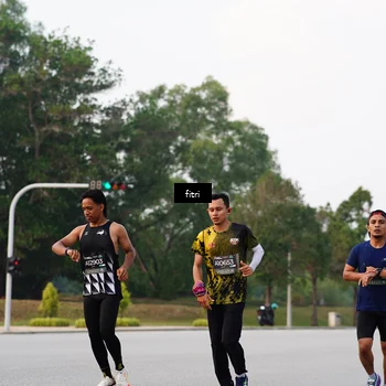 Runner Photo 6182084