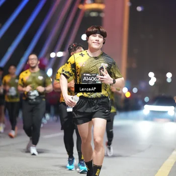 Runner Photo 6182085