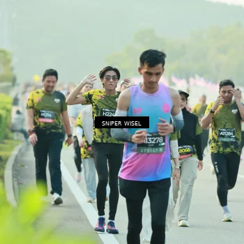 Runner Photo 6182135