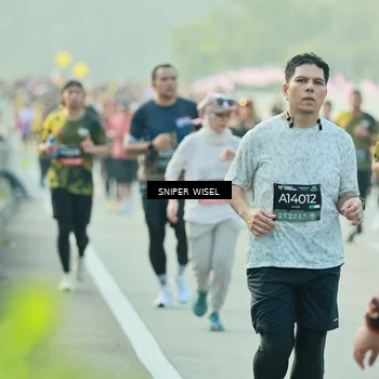 Runner Photo 6182143