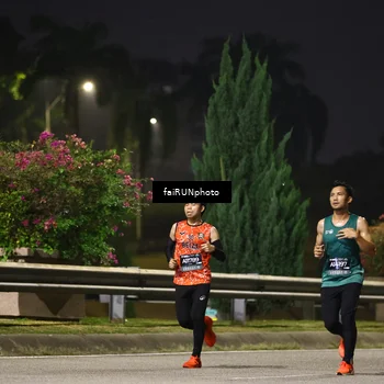 Runner Photo 6182172