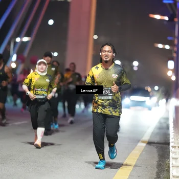 Runner Photo 6182177