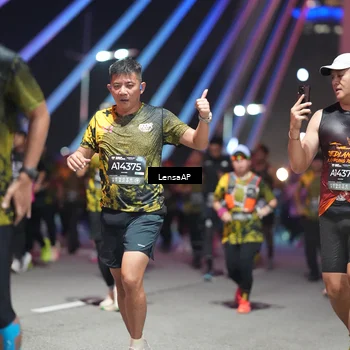 Runner Photo 6182207