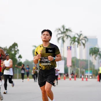 Runner Photo 6182239