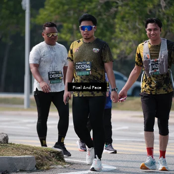 Runner Photo 6182295