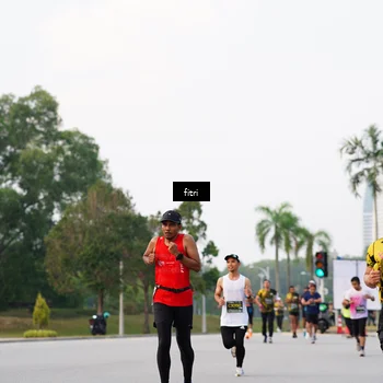 Runner Photo 6182297
