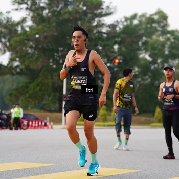 Runner Photo 6182303