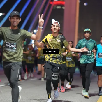 Runner Photo 6182311