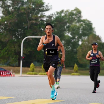 Runner Photo 6182314