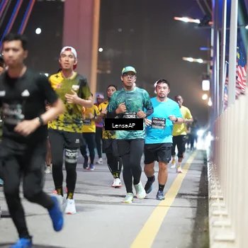 Runner Photo 6182315