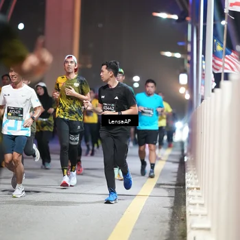 Runner Photo 6182349