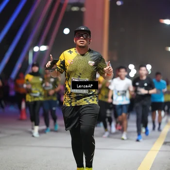 Runner Photo 6182356