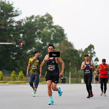 Runner Photo 6182369