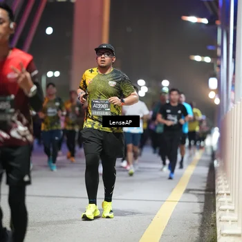 Runner Photo 6182396