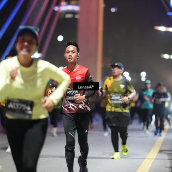 Runner Photo 6182404