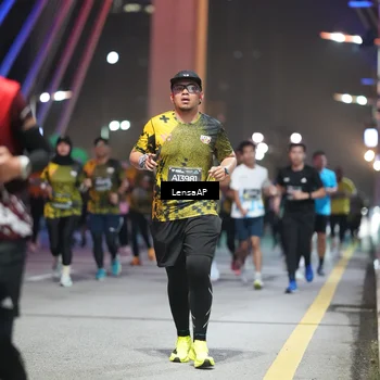 Runner Photo 6182481