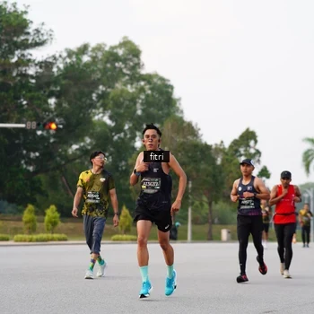 Runner Photo 6182485
