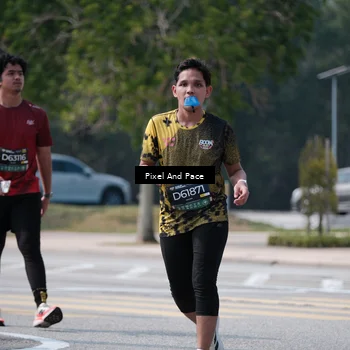 Runner Photo 6182495
