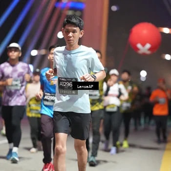 Runner Photo 6182525