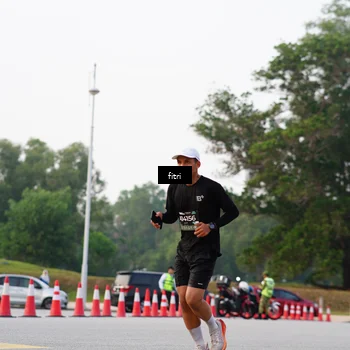 Runner Photo 6182537