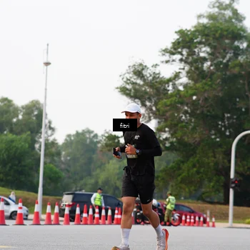 Runner Photo 6182543