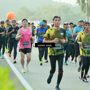 Runner Photo 6182544