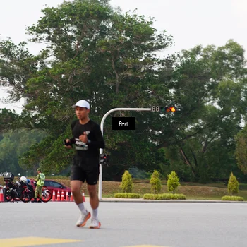 Runner Photo 6182560