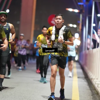 Runner Photo 6182562