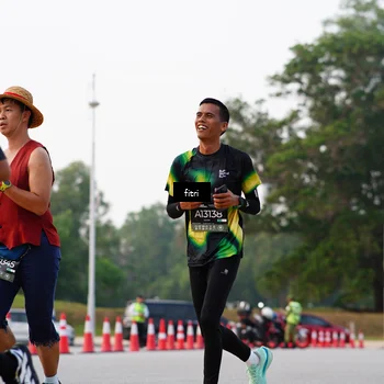 Runner Photo 6182572