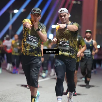 Runner Photo 6182575