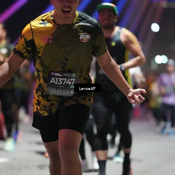 Runner Photo 6182580