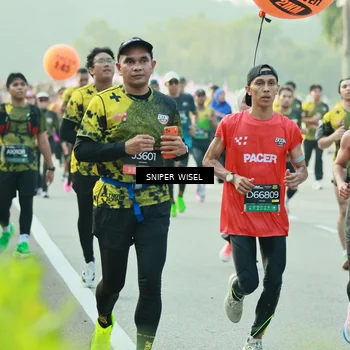 Runner Photo 6182588
