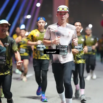 Runner Photo 6182623