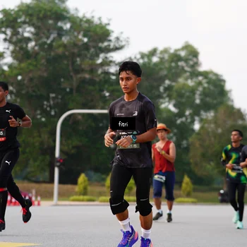 Runner Photo 6182638
