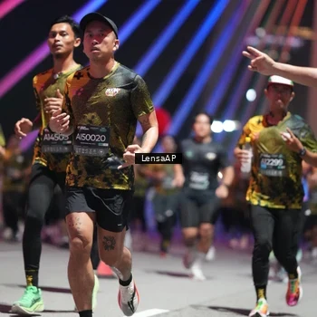 Runner Photo 6182665