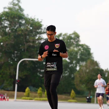 Runner Photo 6182668