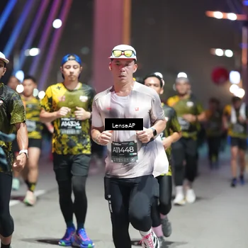 Runner Photo 6182670