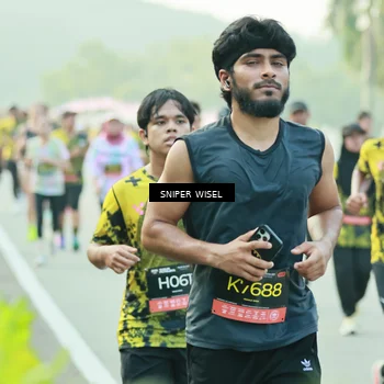 Runner Photo 6182687