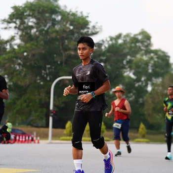 Runner Photo 6182716