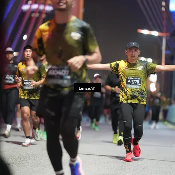 Runner Photo 6182735