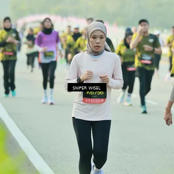 Runner Photo 6182742