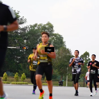Runner Photo 6182745