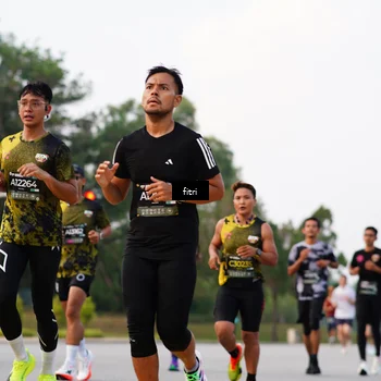 Runner Photo 6182753