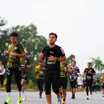 Runner Photo 6182775