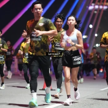 Runner Photo 6182782