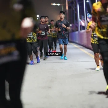 Runner Photo 6182793