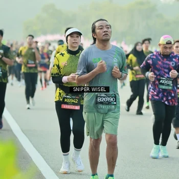 Runner Photo 6182804